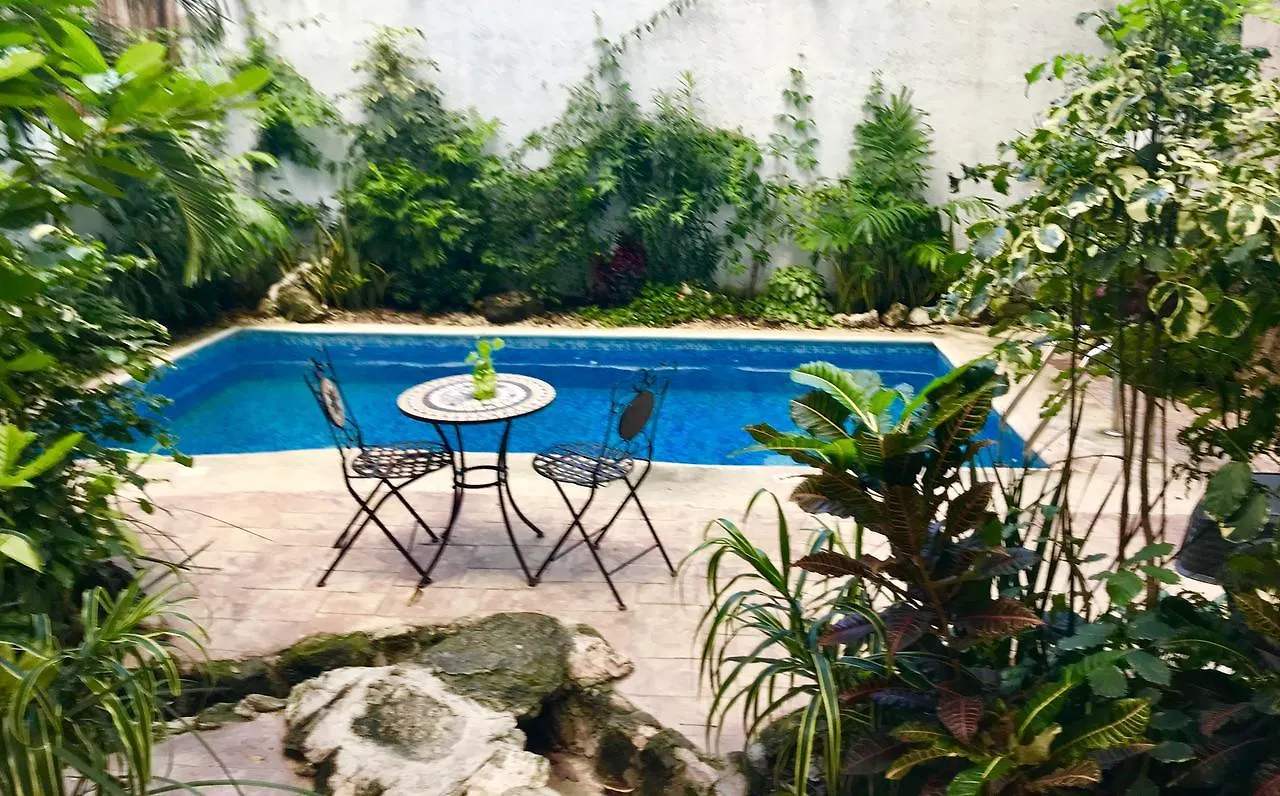 Villa Alejandra Hotel Boutique Playa del Carmen México